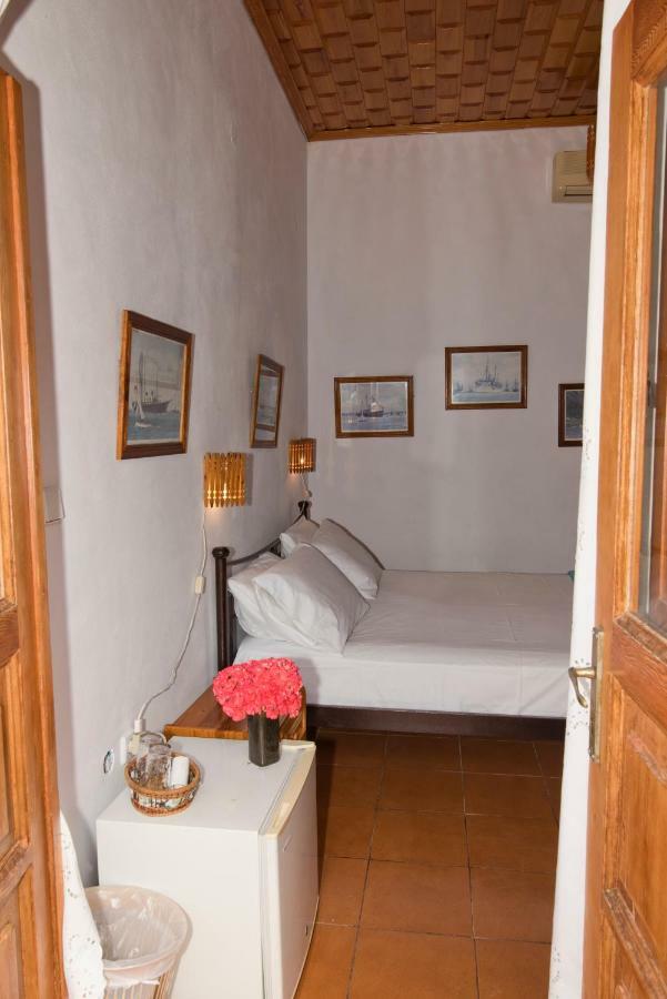 Mouragio Hotel Kiparission Exterior photo